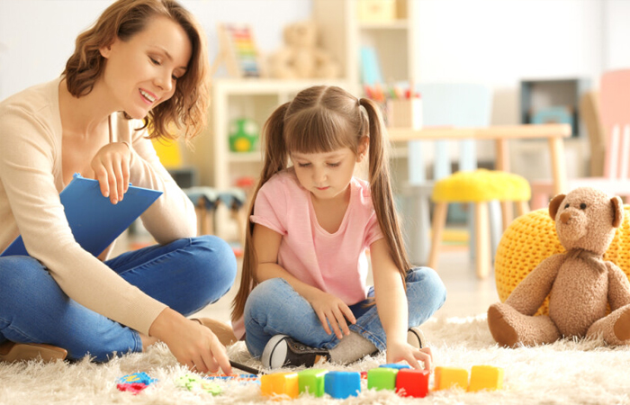 Oyun Terapisi: Çocuğun Dünyasına Giden Yol